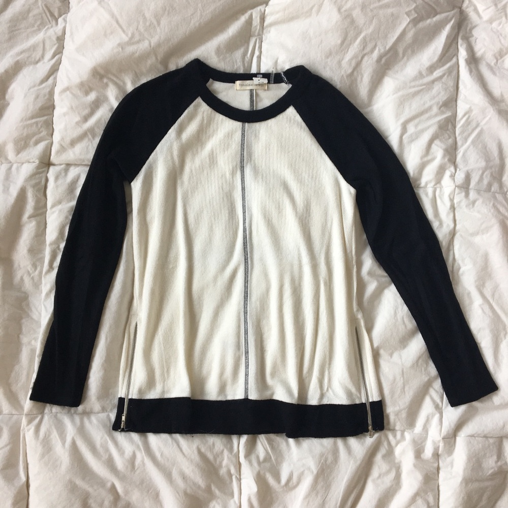 Black and White Zipper Sweater